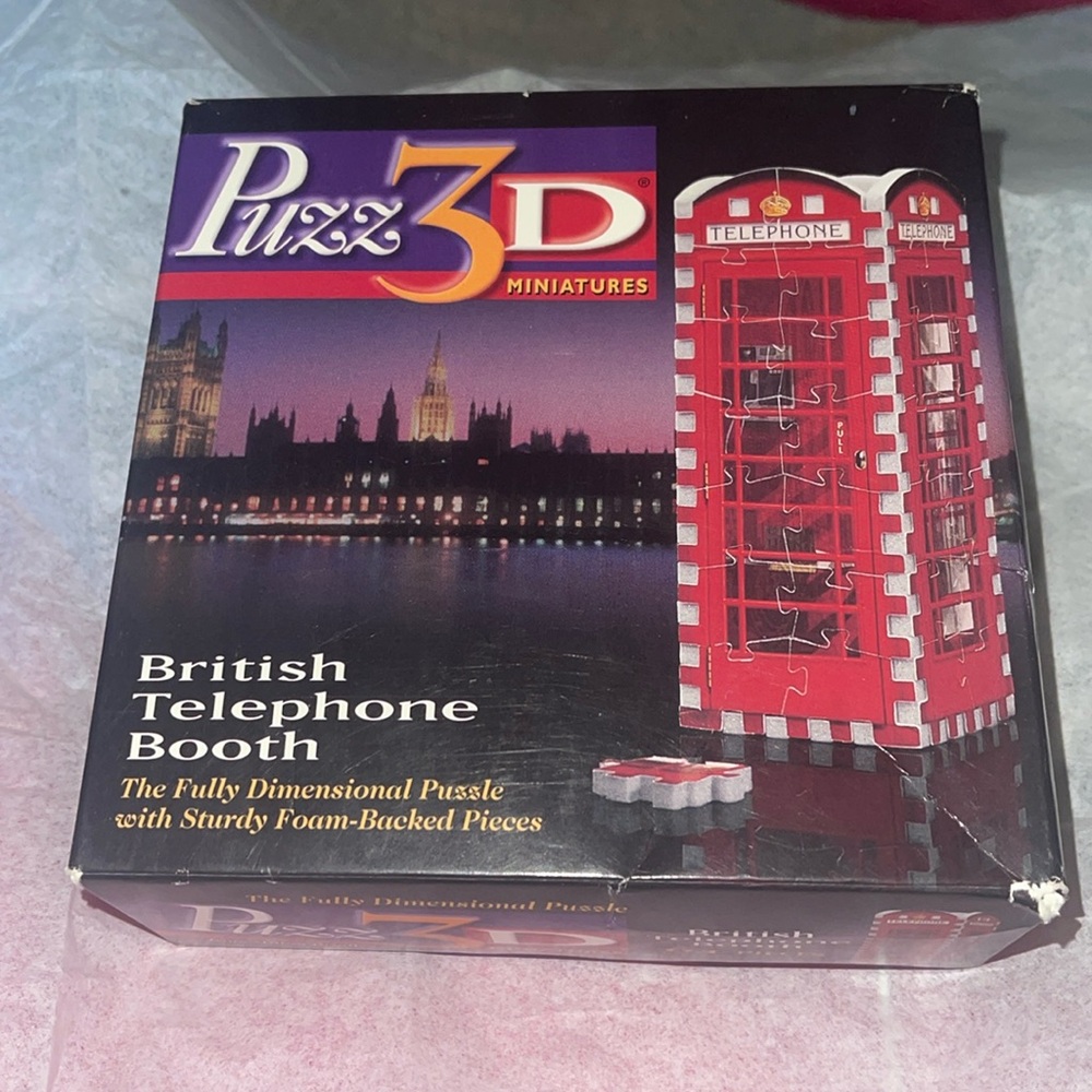 64pc British Telephone Booth foam backed puzzle